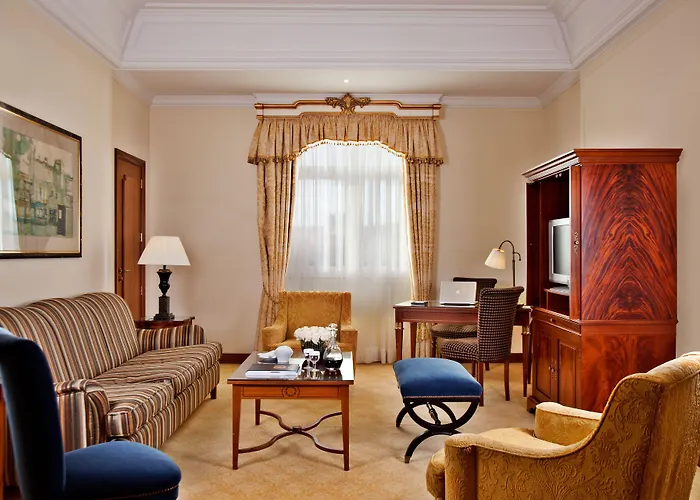 Palacio Hotel, Golf & Wellness 5* אסטוריל