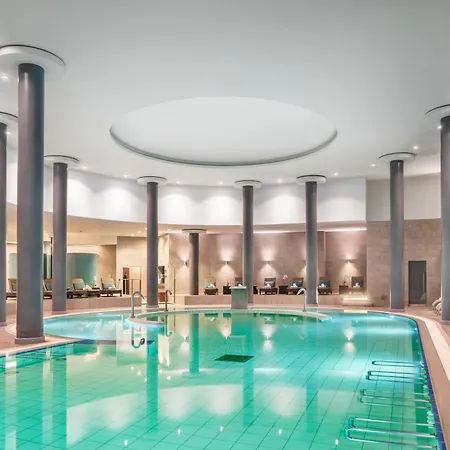 Palacio Estoril Hotel, Golf & Wellness 5* קסקאיס