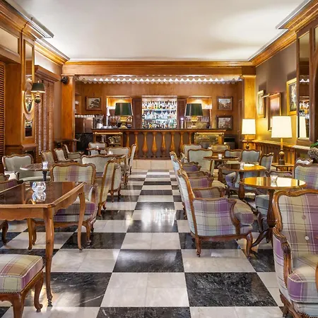 酒店 Palacio Hotel, Golf & Wellness
