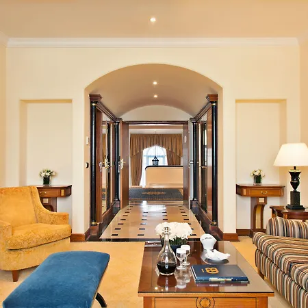 酒店 Palacio Hotel, Golf & Wellness