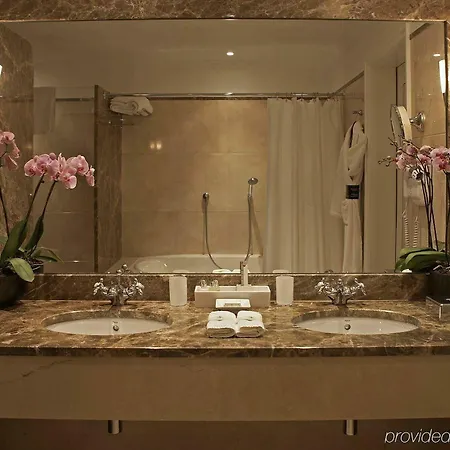 Palacio Estoril Hotel, Golf & Wellness 5* קסקאיס